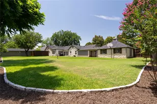 406 E Main St, Whitesboro, TX 76273 - Photo 22