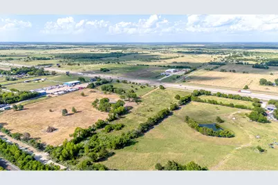 1040 NW McKinney Street, Rice, TX 75155 - Photo 10
