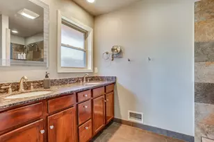 1839 Shelmire Dr, Dallas, TX 75224 - Photo 20