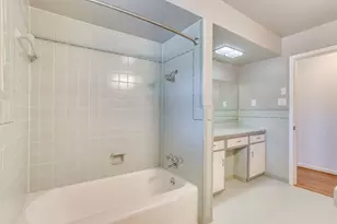 1839 Shelmire Dr, Dallas, TX 75224 - Photo 28