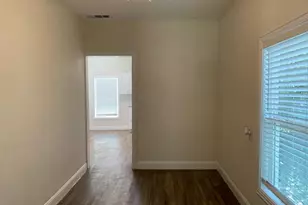 2222 W Bond St, Denison, TX 75020 - Photo 6