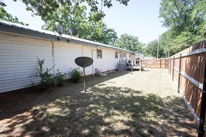 1430 Point Road, Graham, TX 76450 - Photo 16