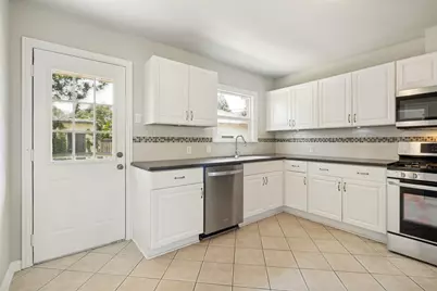 558 Kirkwood Drive, Dallas, TX 75218 - Photo 10