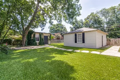 558 Kirkwood Drive, Dallas, TX 75218 - Photo 22