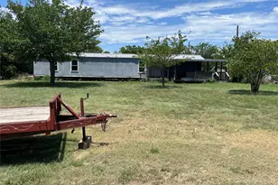 518 Eagle St, Dublin, TX 76446 - Photo 1