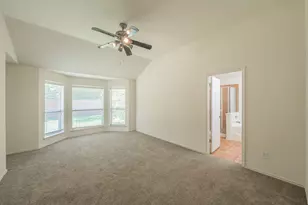 2755 Honey Suckle Dr, Grand Prairie, TX 75052 - Photo 16