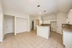 2755 Honey Suckle Dr, Grand Prairie, TX 75052 - Photo 12