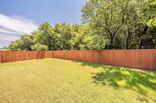 2755 Honey Suckle Dr, Grand Prairie, TX 75052 - Photo 30