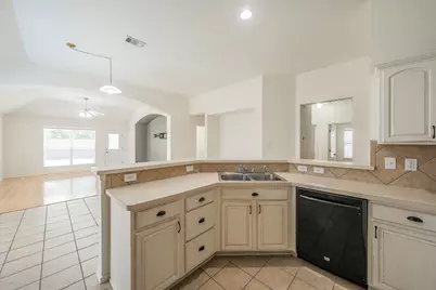 2755 Honey Suckle Drive, Grand Prairie, TX 75052 - Photo 8