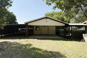 310 Taurus Rd, Granbury, TX 76049 - Photo 2