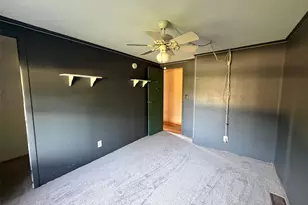 310 Taurus Rd, Granbury, TX 76049 - Photo 16