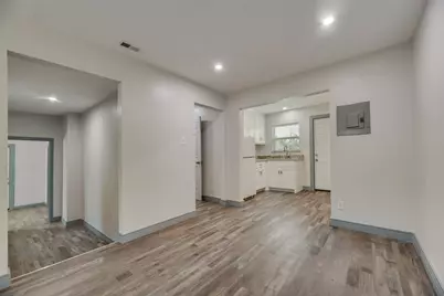 2210 Manor Street, Grand Prairie, TX 75050 - Photo 8