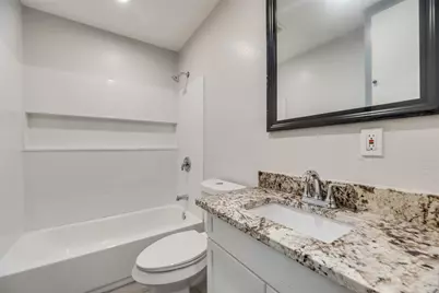 2210 Manor Street, Grand Prairie, TX 75050 - Photo 6