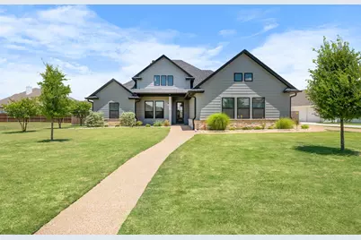 205 Champions Way, Waco, TX 76657 - Photo 1