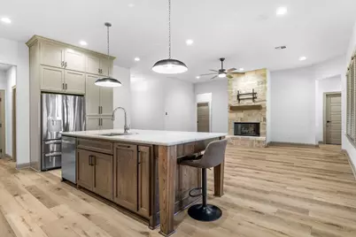 205 Champions Way, Waco, TX 76657 - Photo 10