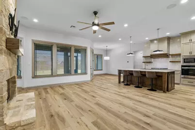 205 Champions Way, Waco, TX 76657 - Photo 8