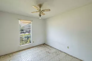 1605 Whiteoak Dr, Garland, TX 75040 - Photo 16