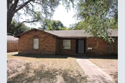 629 Sandra Lane, Burleson, TX 76028 - Photo 2