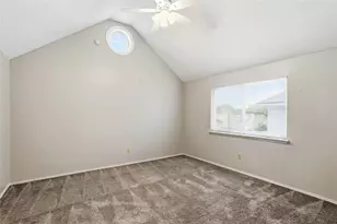 6808 Greenleaf Dr, North Richland Hills, TX 76182 - Photo 24