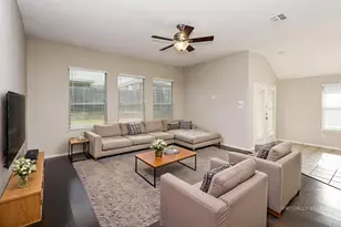 10408 Bradshaw Dr, Fort Worth, TX 76108 - Photo 4
