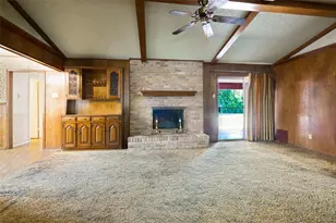 10512 Royal Chapel Dr, Dallas, TX 75229 - Photo 6
