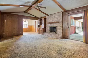 10512 Royal Chapel Dr, Dallas, TX 75229 - Photo 8