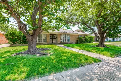 10512 Royal Chapel Drive, Dallas, TX 75229 - Photo 2