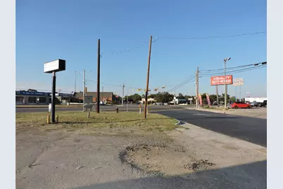 7385 W Vickery Boulevard, Benbrook, TX 76116 - Photo 4