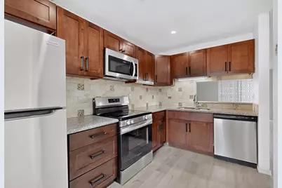 734 W Collins Street, Denton, TX 76201 - Photo 8