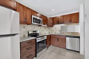 734 W Collins St, Denton, TX 76201 - Photo 8