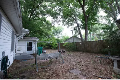 304 Roberts Avenue, Terrell, TX 75160 - Photo 12