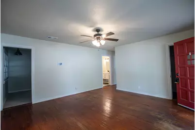 304 Roberts Avenue, Terrell, TX 75160 - Photo 2