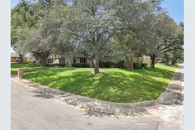 903 Green Rock Drive, Duncanville, TX 75137 - Photo 4