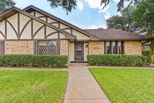 903 Green Rock Dr, Duncanville, TX 75137 - Photo 2