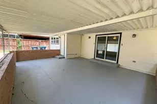 2011 N Houston St, Fort Worth, TX 76164 - Photo 24