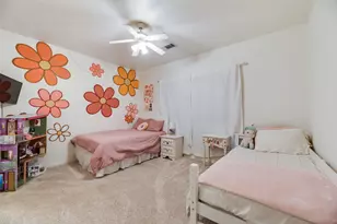 609 Acorn St, Pilot Point, TX 76258 - Photo 24