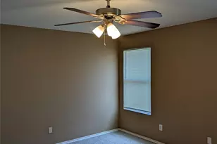 9949 Sparrow Hawk Ln, Fort Worth, TX 76108 - Photo 16