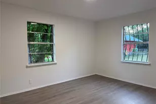 1060 Gardner Rd, Austin, TX 78721 - Photo 16