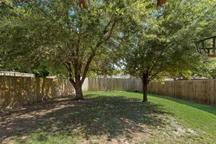 9018 Clearlake Dr, Rowlett, TX 75088 - Photo 36