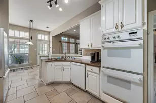 9018 Clearlake Dr, Rowlett, TX 75088 - Photo 12