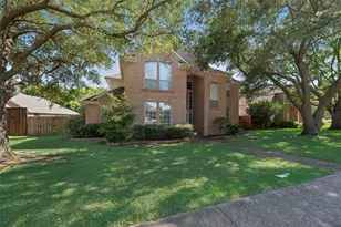 9018 Clearlake Dr, Rowlett, TX 75088 - Photo 2