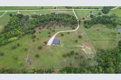 9924 NW County Road 2221, Barry, TX 75102 - Photo 2