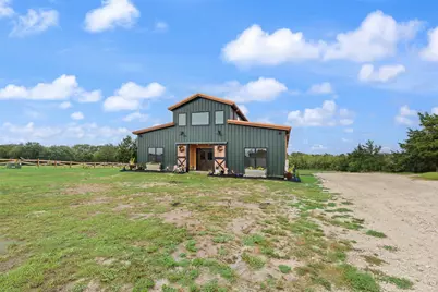 9924 NW County Road 2221, Barry, TX 75102 - Photo 6
