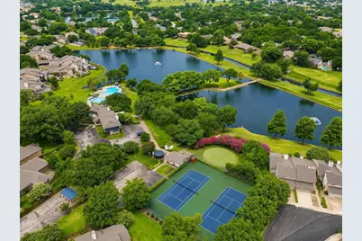 2920 Shady Lake Circle, Carrollton, TX 75006 - Photo 6