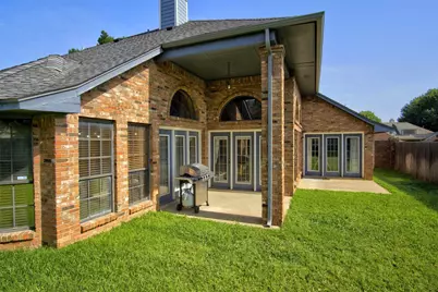 604 Gunnison Drive, Arlington, TX 76006 - Photo 4
