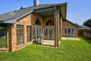 604 Gunnison Dr, Arlington, TX 76006 - Photo 4