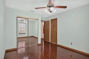604 Gunnison Dr, Arlington, TX 76006 - Photo 32