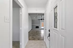 2400 York Minster Ct, Arlington, TX 76006 - Photo 4