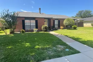 2017 Osage Trail, Grand Prairie, TX 75052 - Photo 2