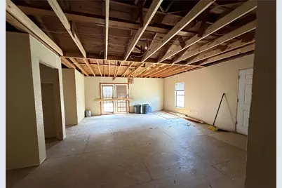 2501 S 27th Street, Waco, TX 76706 - Photo 10